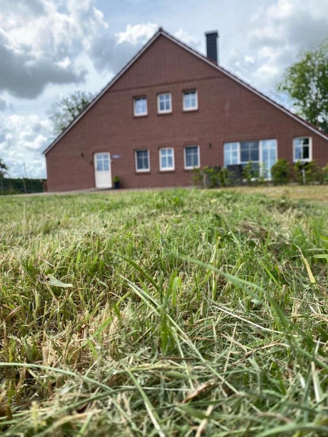 Landhaus "Alte Welt" Nordseekueste Osteel Екстериор снимка